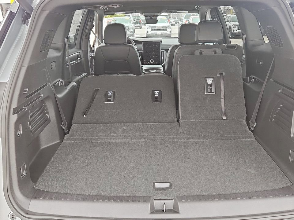 New 2026 GMC Acadia Elevation w/ Black Edition image 32