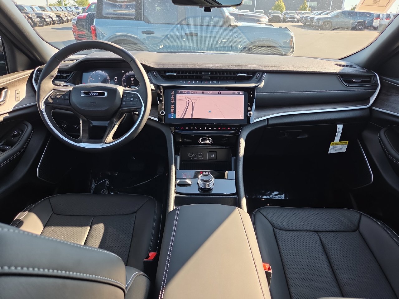 New 2027 Jeep Grand Cherokee Limited AWD/4WD image 21