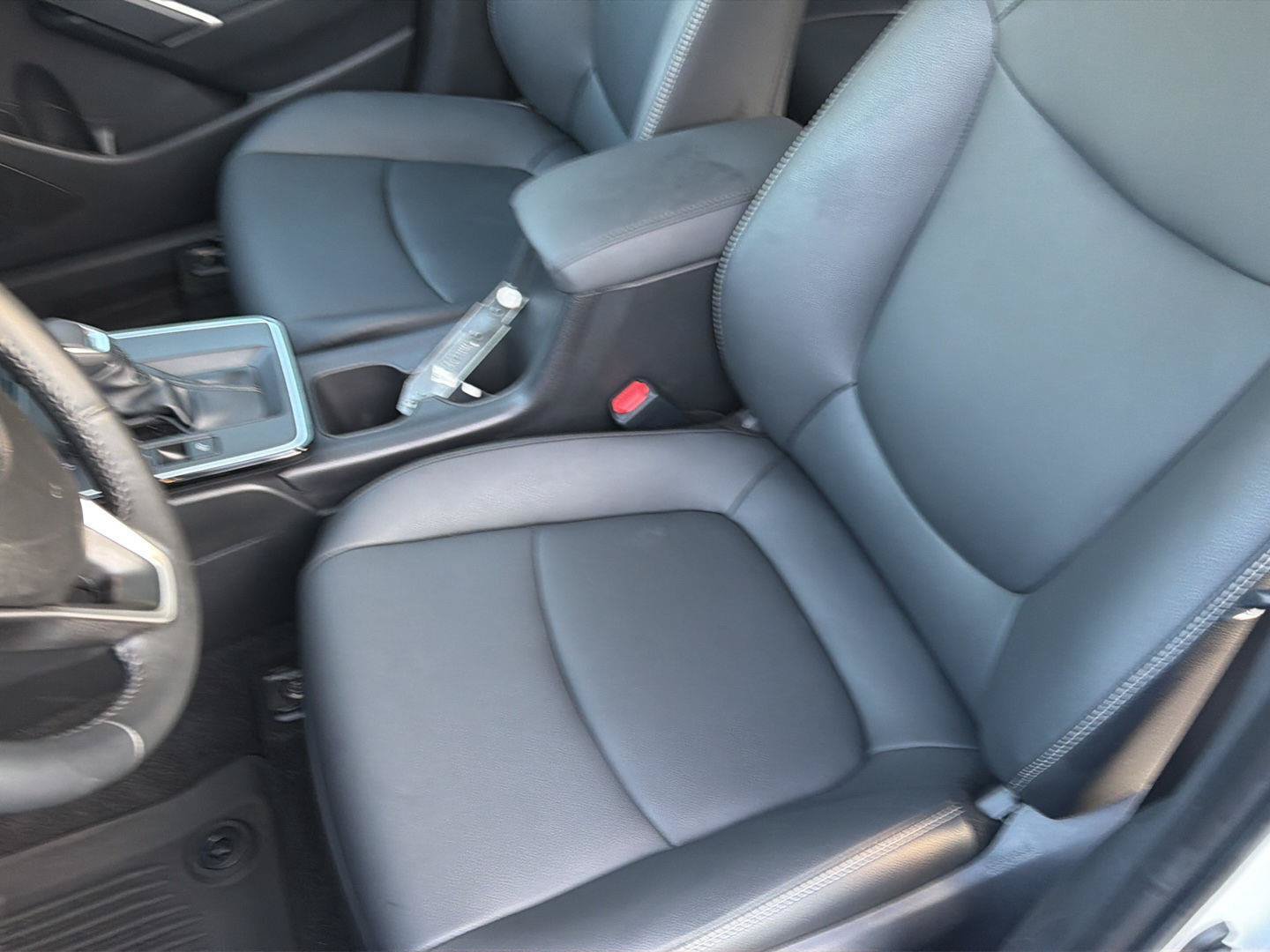 Certified 2026 Toyota Corolla Cross XLE w/ Convenience Package FWD image 30