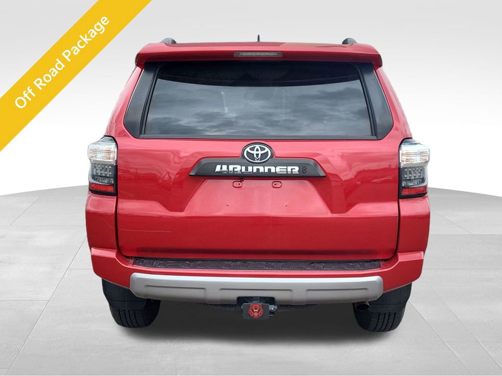 Used 2023 Toyota 4Runner TRD Off-Road AWD/4WD image 3