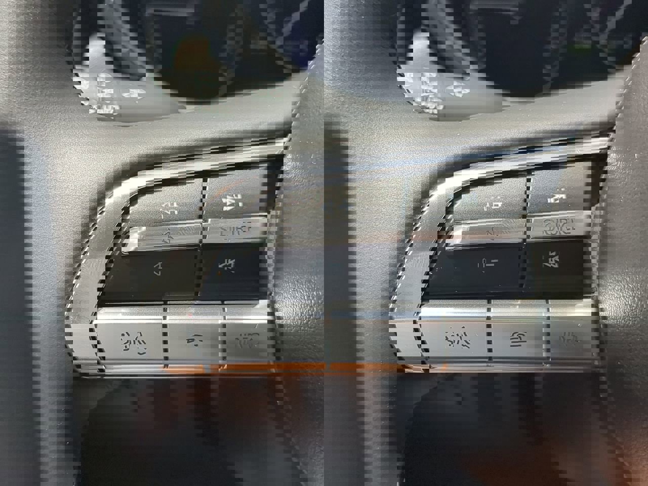 New 2025 MAZDA CX-50 AWD 2.5 Hybrid w/ Premium Pkg image 24