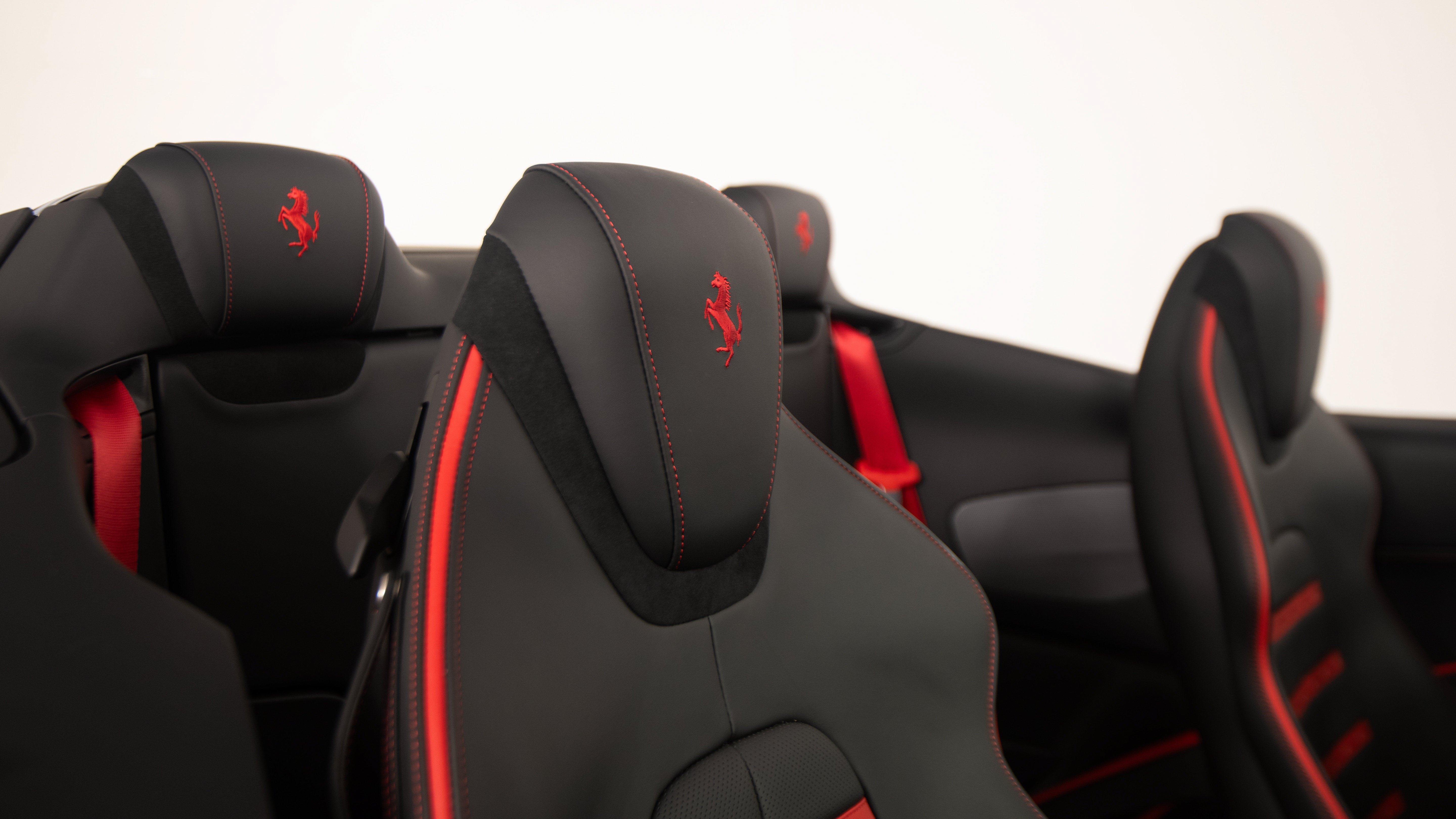 Used 2026 Ferrari Roma Spider RWD image 29