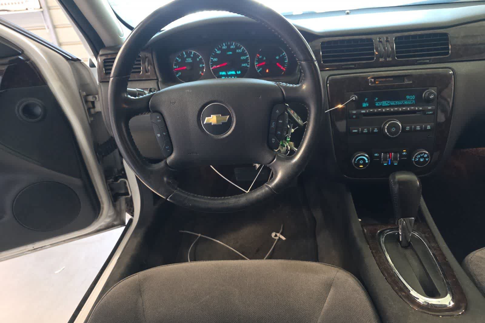 Used 2013 Chevrolet Impala LT FWD image 16