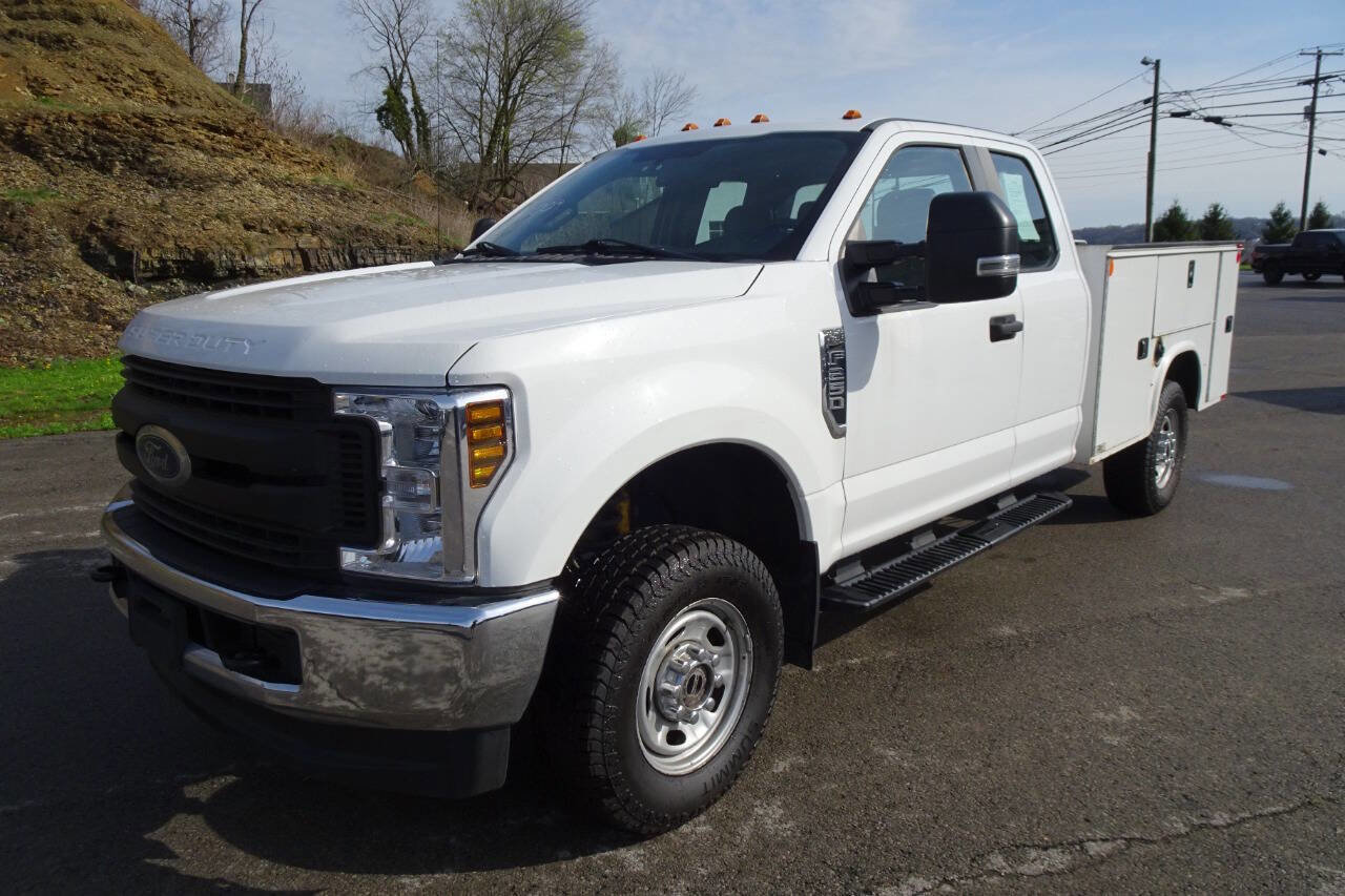 Used 2018 Ford F250 XL w/ Power Equipment Group image 2