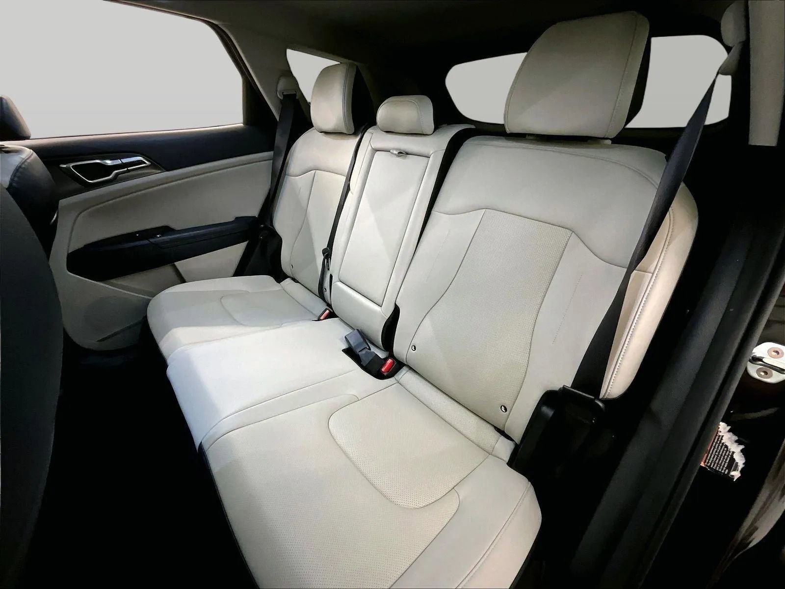 Used 2023 Kia Sportage EX w/ EX Premium Package image 25