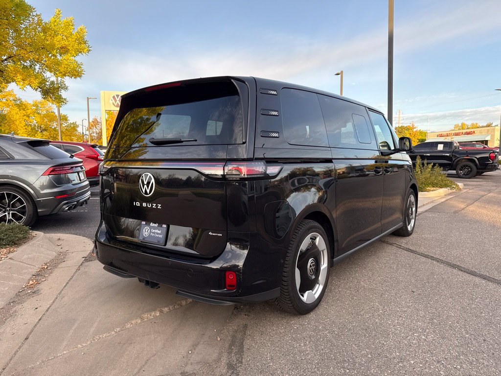 Certified 2025 Volkswagen ID. Buzz Pro S Plus AWD/4WD image 6