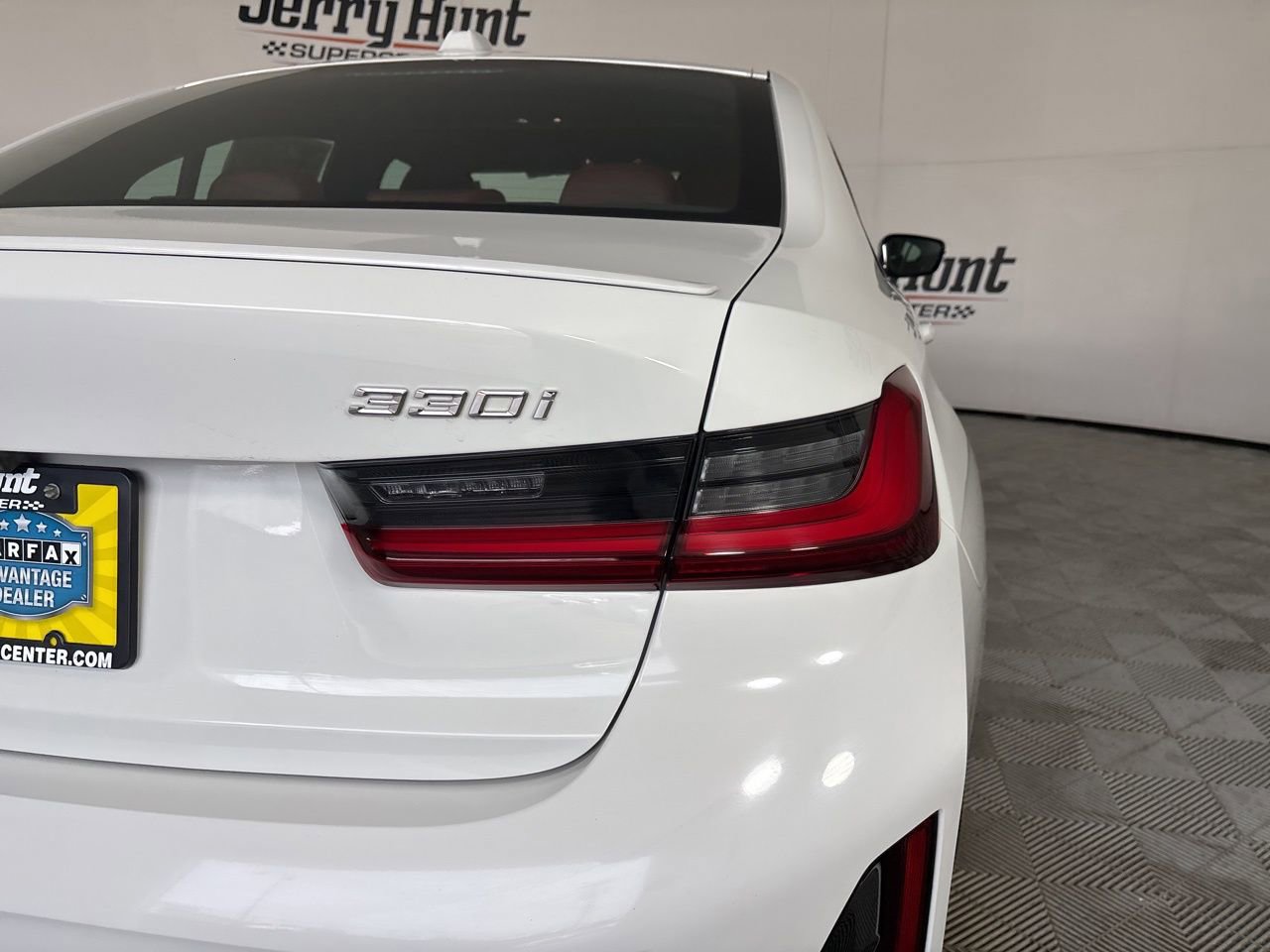 Used 2025 BMW 330i xDrive Sedan w/ M Sport Package image 33