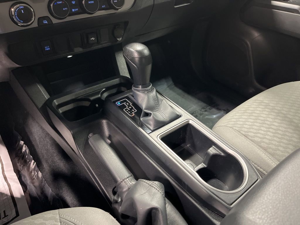 Used 2023 Toyota Tacoma SR AWD/4WD image 28