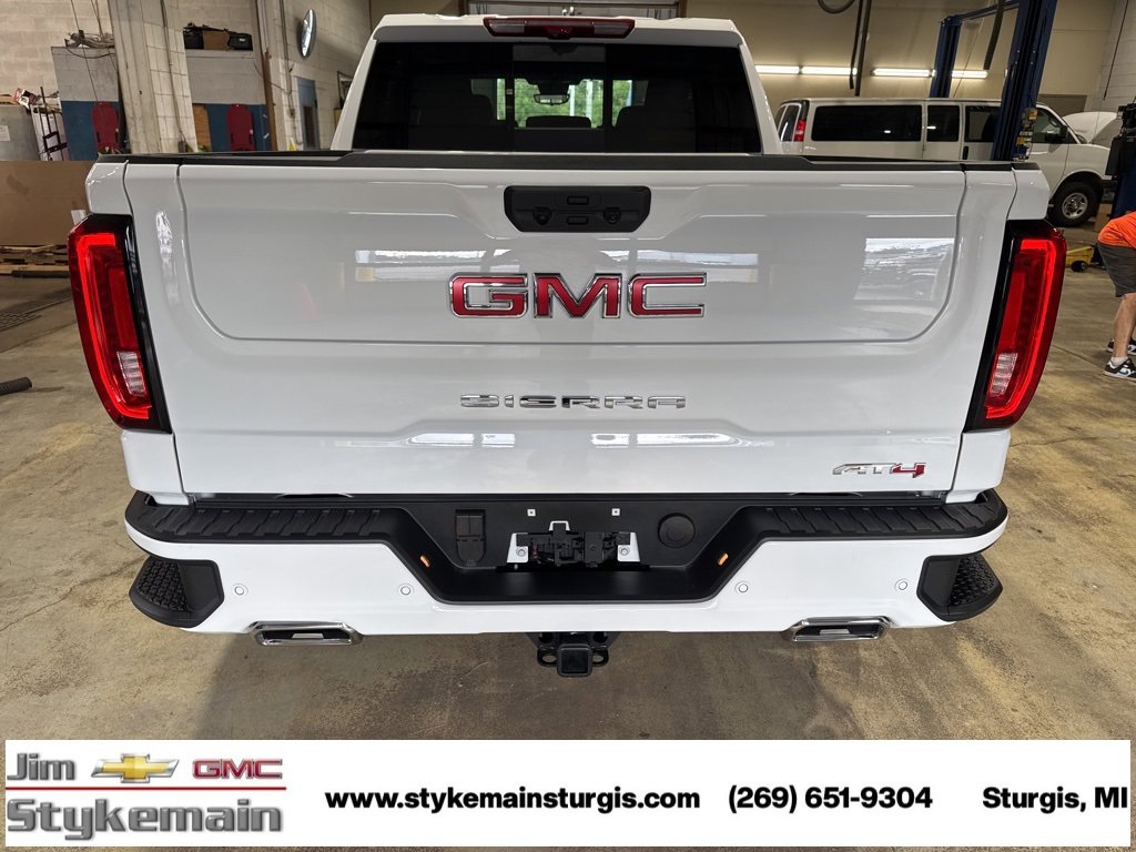 New 2026 GMC Sierra 1500 AT4 w/ Technology Package image 8