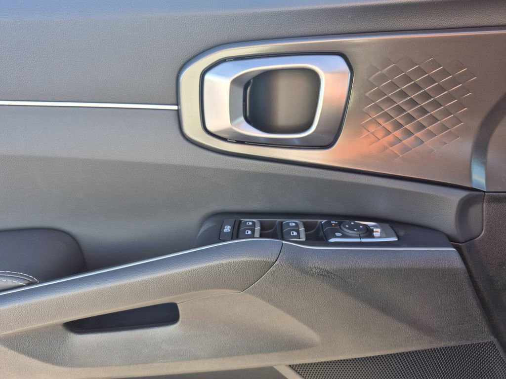 New 2026 Kia Sorento S image 6