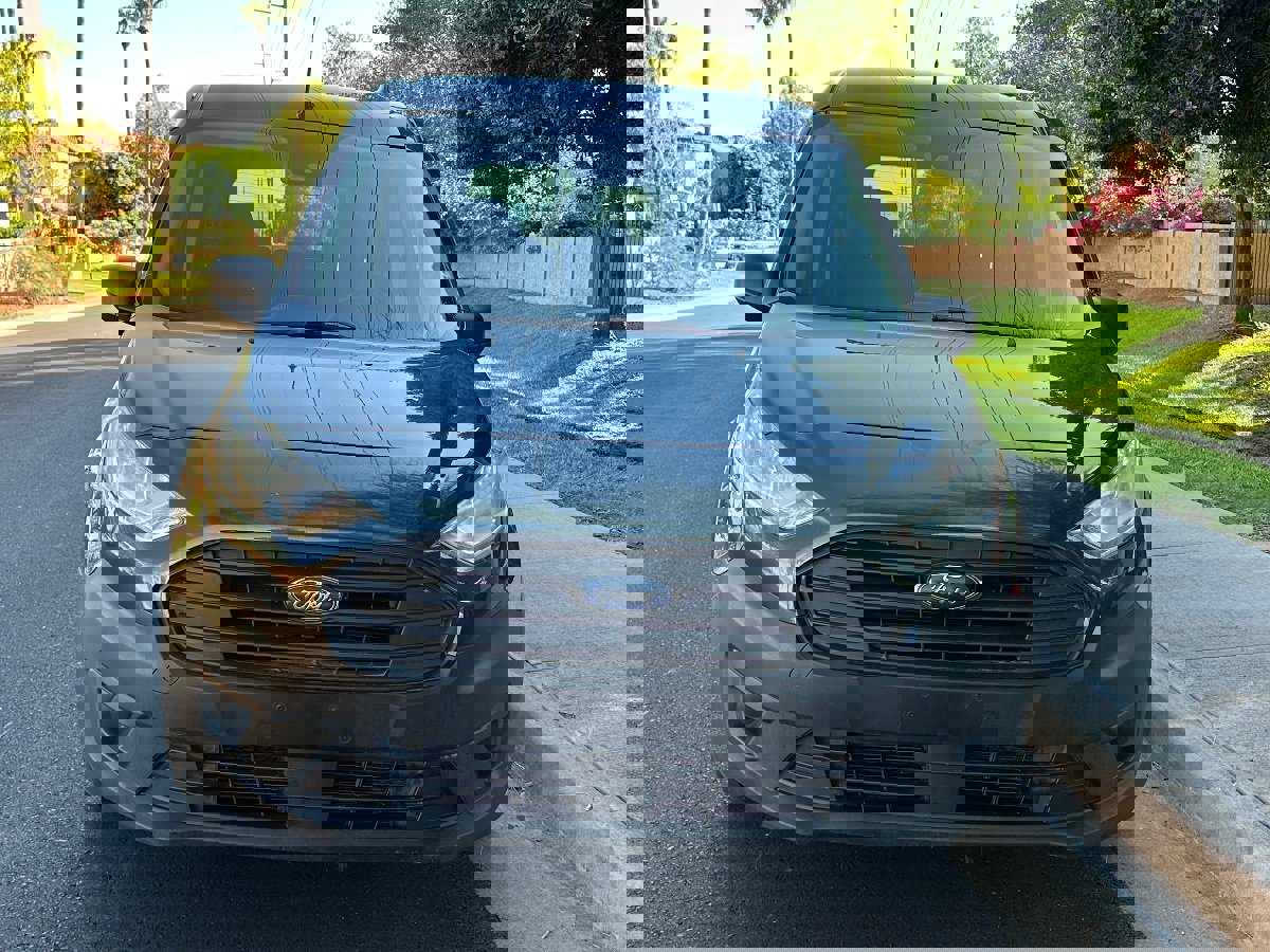 Used 2019 Ford Transit Connect XL image 3