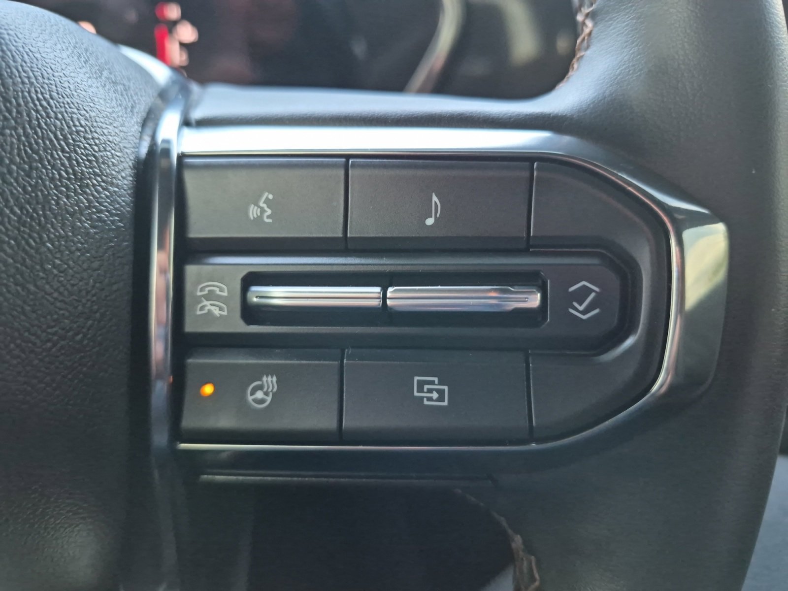 Used 2023 GMC Canyon AT4 w/ AT4 Premium Package AWD/4WD image 25
