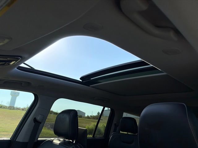 Used 2023 Jeep Grand Cherokee L Limited w/ Rear Seat Video Group I AWD/4WD image 19