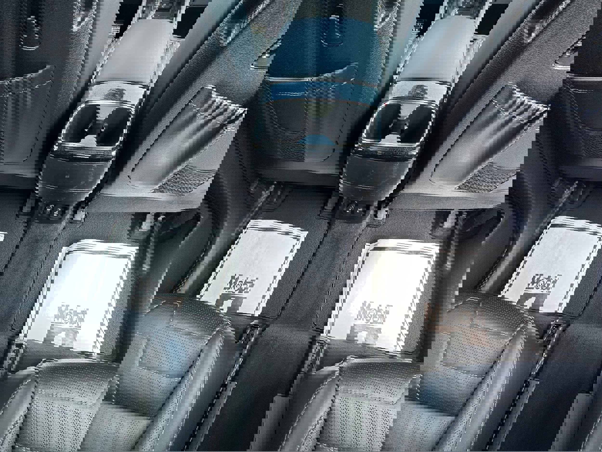 Used 2022 Kia Telluride SX w/ SX Prestige Package image 21