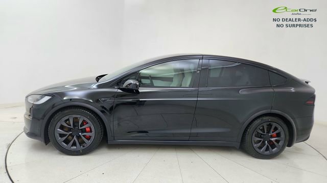 Used 2024 Tesla Model X Plaid image 3