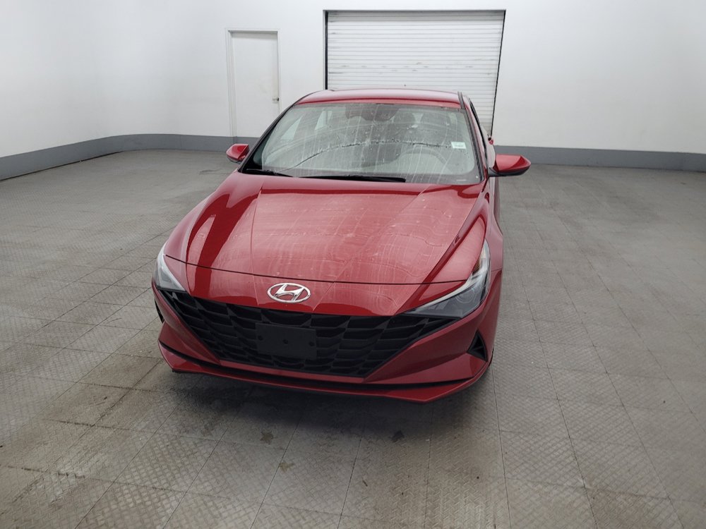Used 2023 Hyundai Elantra SEL w/ Preferred Accessory Package FWD image 15
