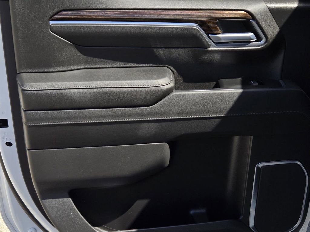 Used 2023 GMC Sierra 1500 Elevation image 10