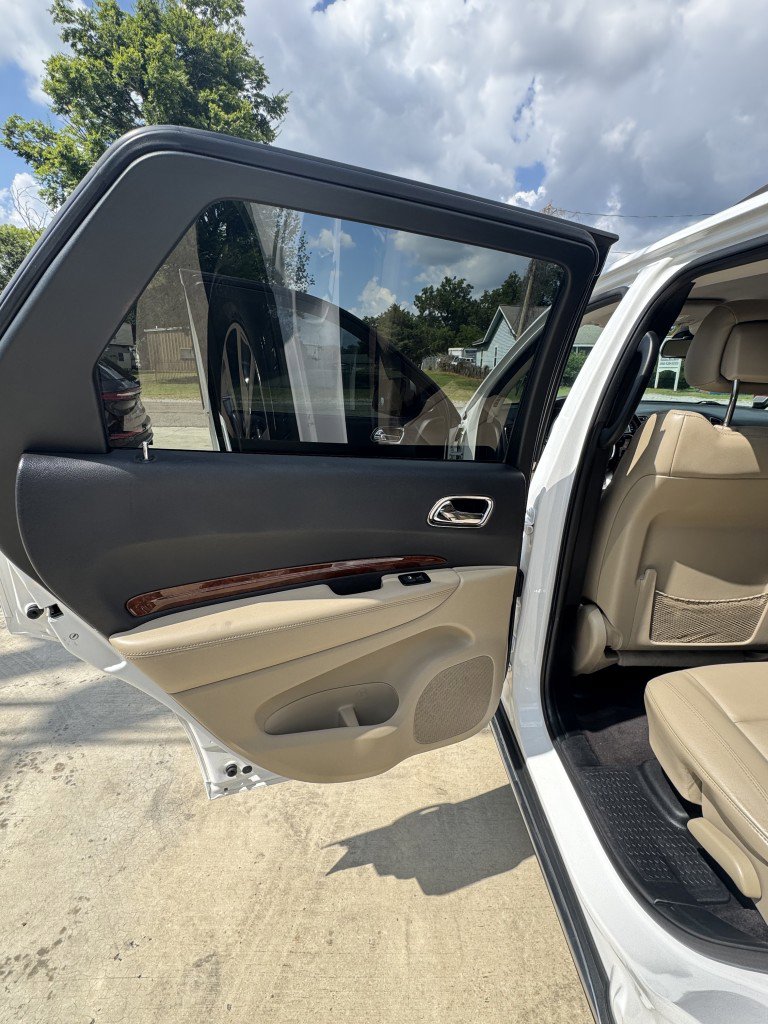 Used 2016 Dodge Durango Limited w/ Nav & Power Liftgate Group image 15