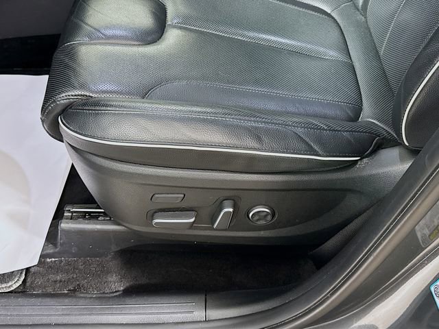 Used 2023 Hyundai Palisade Limited image 21
