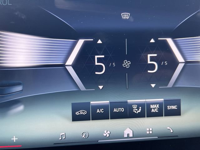 Certified 2025 BMW 530i image 21