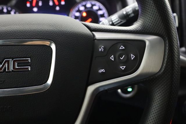 Used 2023 GMC Terrain SLE w/ Driver Convenience Package image 28