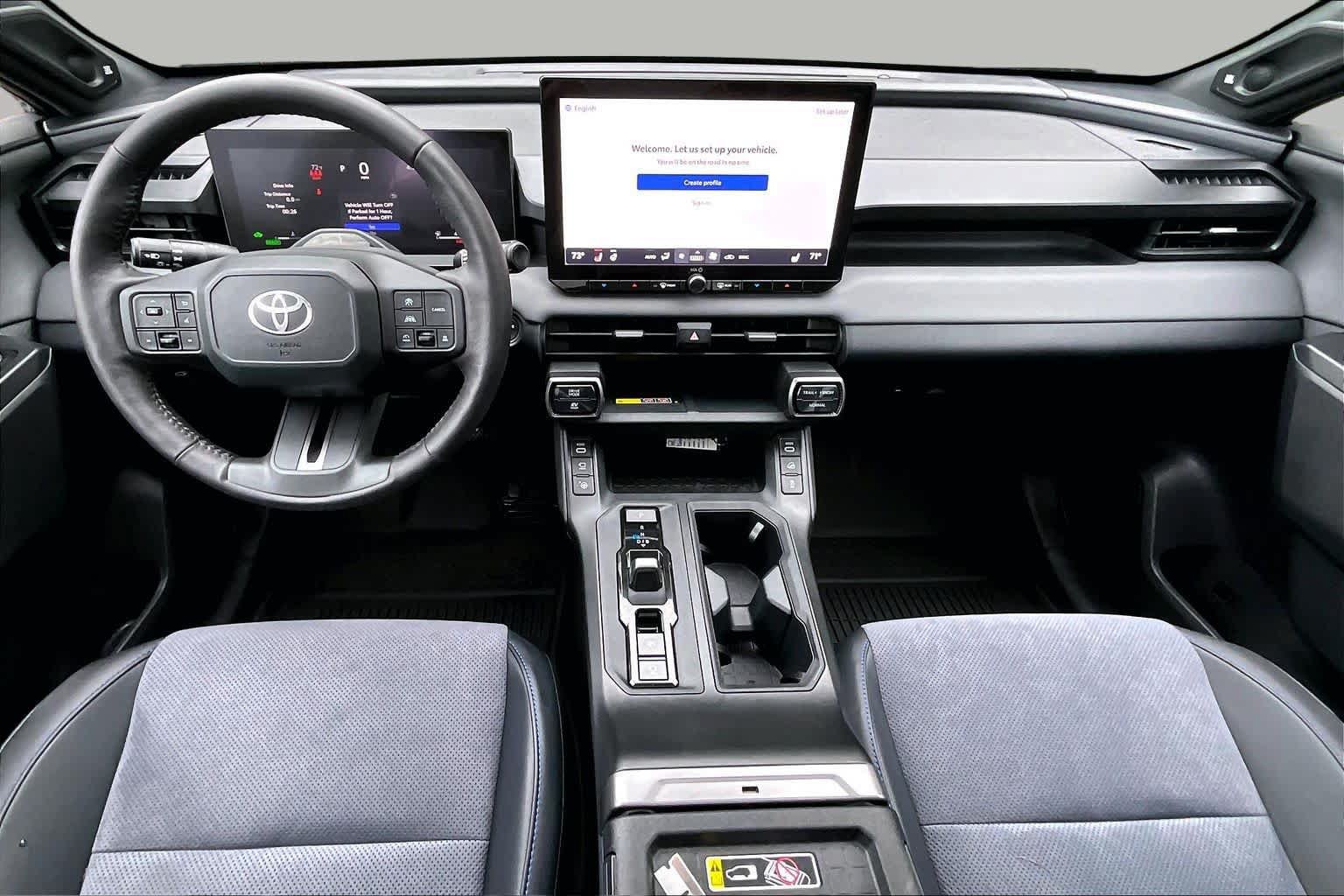 Used 2026 Toyota RAV4 XSE w/ Panoramic Sun Roof Package AWD/4WD image 15