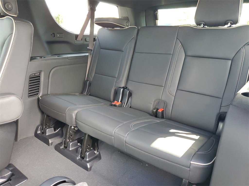 New 2026 GMC Yukon XL Elevation image 10