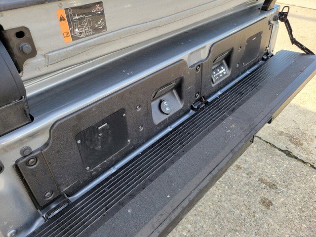 Used 2024 GMC Sierra 1500 Denali Ultimate image 9