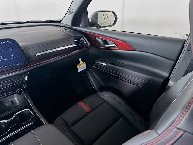 New 2026 Chevrolet Traverse RS image 25