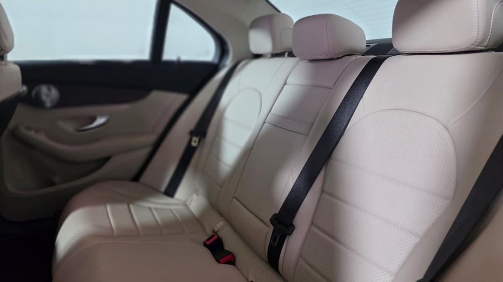 Used 2021 Mercedes-Benz C 300 4MATIC Sedan w/ Premium Package image 22