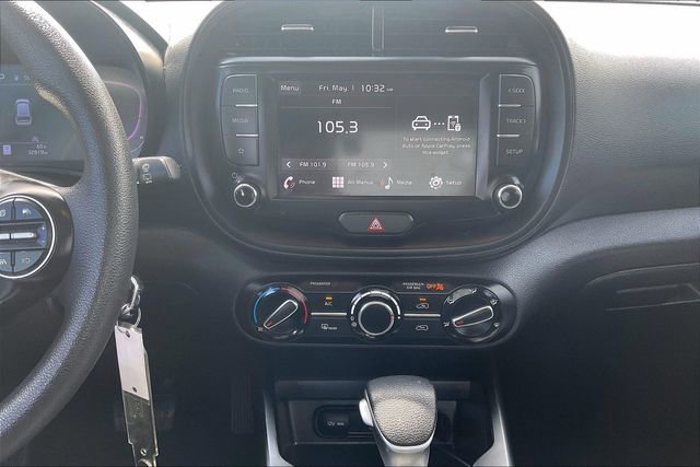 Used 2024 Kia Soul LX w/ Option Group 015 FWD image 9