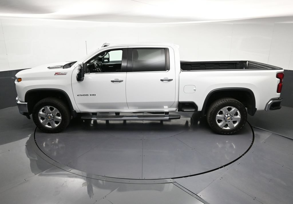 Used 2022 Chevrolet Silverado 2500 LTZ w/ LTZ Plus Package AWD/4WD image 16