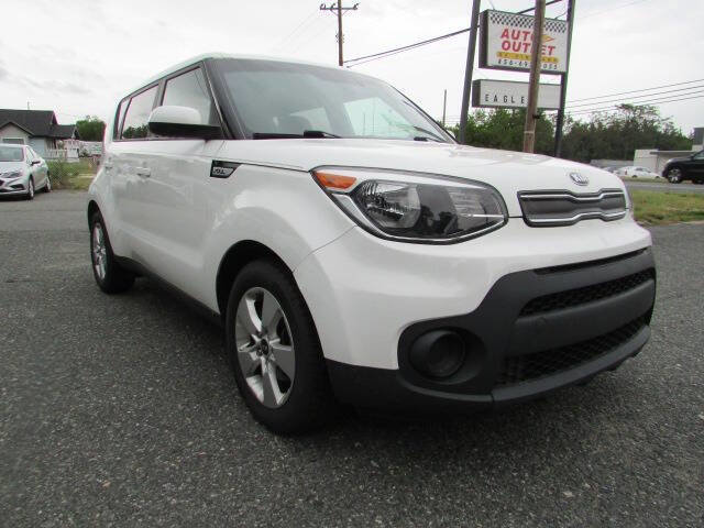 Used 2019 Kia Soul FWD image 1
