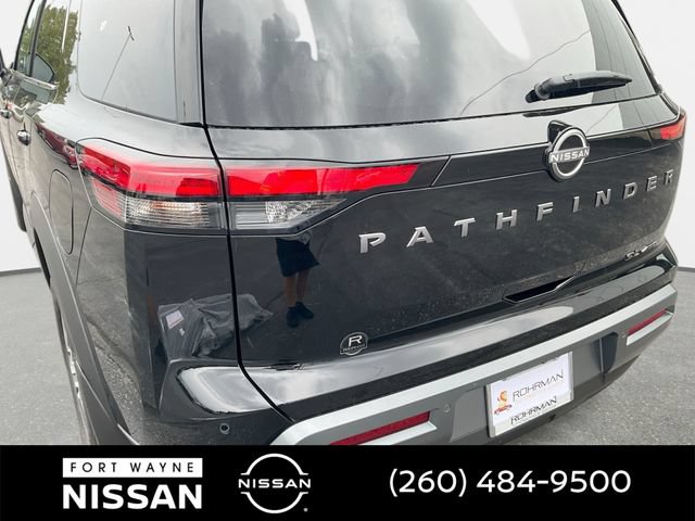 New 2026 Nissan Pathfinder SL w/ Cargo Package AWD/4WD image 31