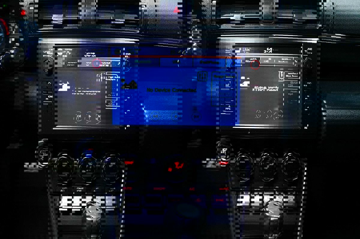 Used 2022 Toyota GR86 Premium w/ ALL Weather Mat Package (TMS) image 18