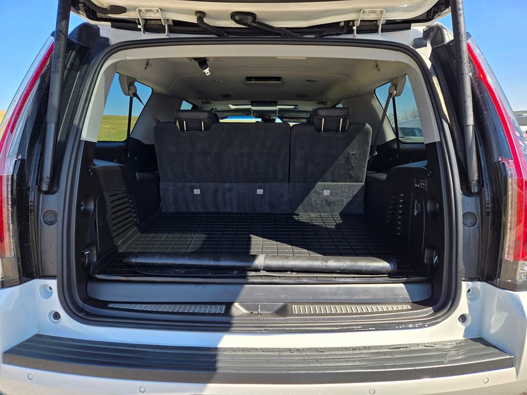 Used 2018 Cadillac Escalade ESV Premium Luxury image 34