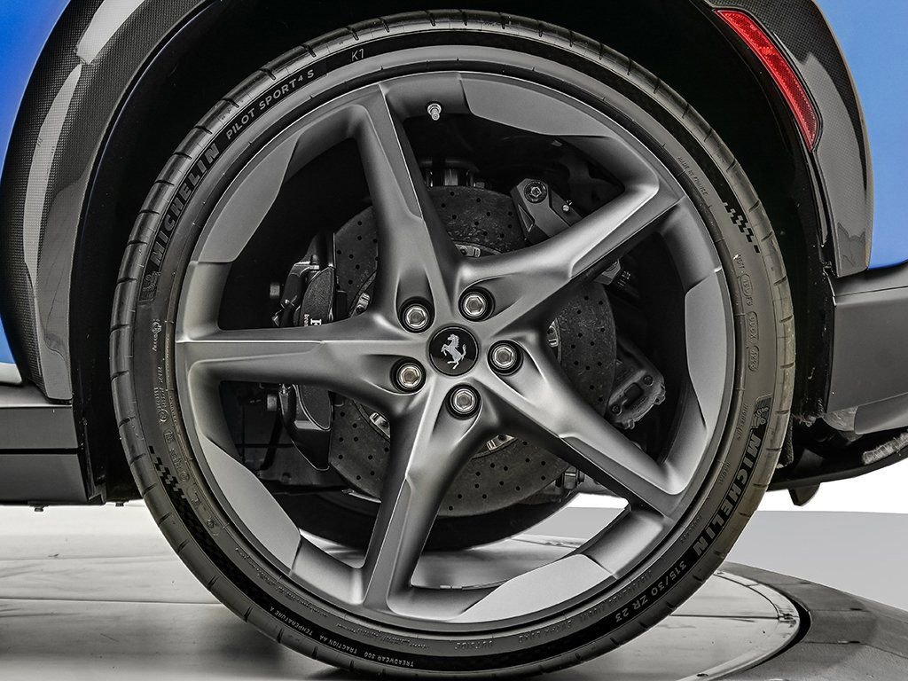 Certified 2024 Ferrari Purosangue Base image 38