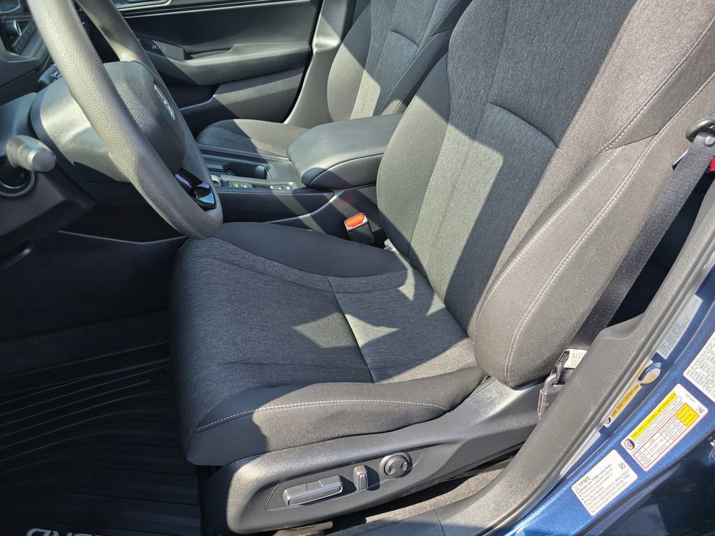 Certified 2024 Honda Accord EX image 15