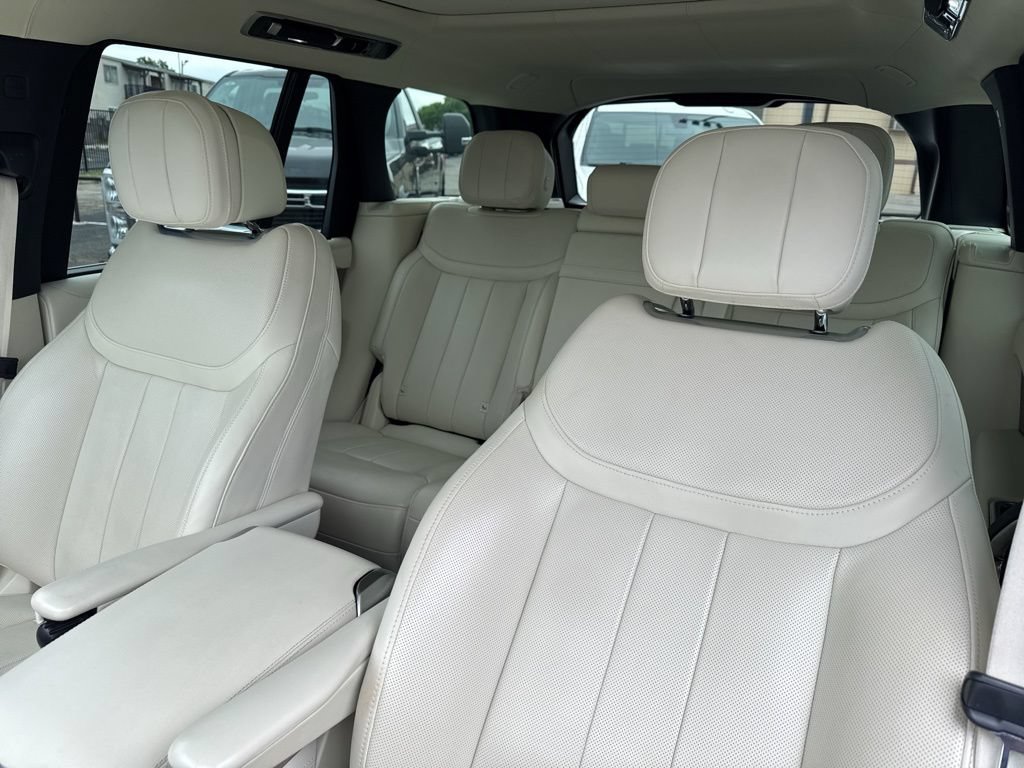 Used 2023 Land Rover Range Rover First Edition AWD/4WD image 34