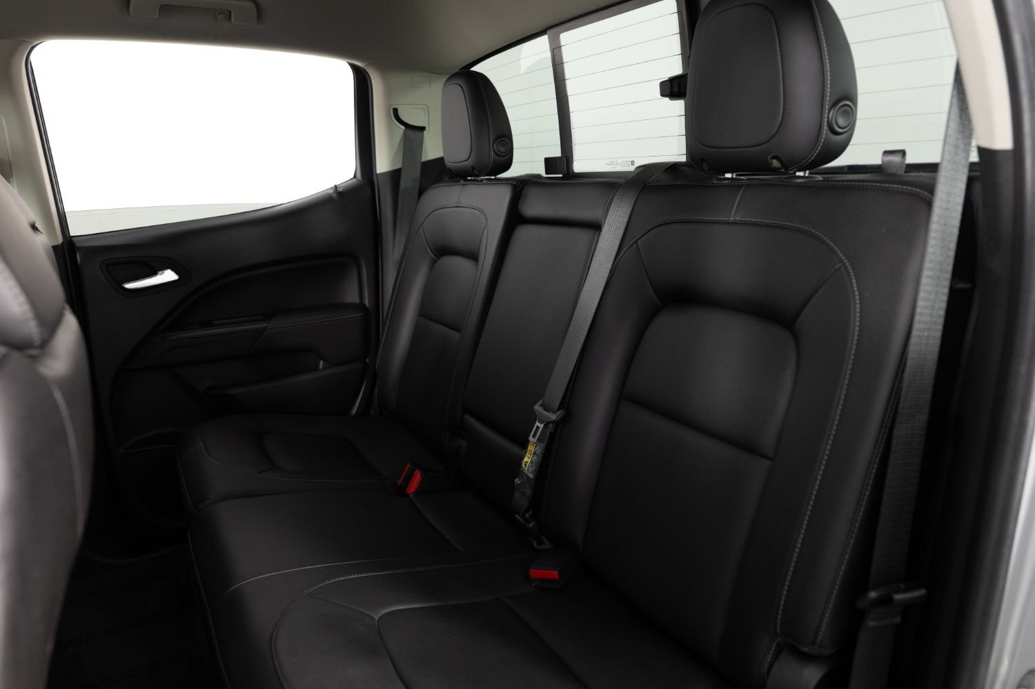 Used 2016 GMC Canyon SLT w/ Driver Alert Package RWD image 17