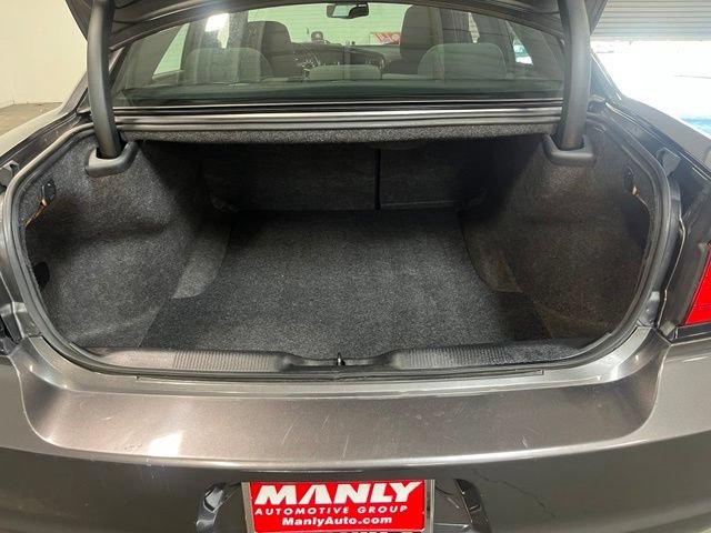 Used 2014 Dodge Charger SXT RWD image 16