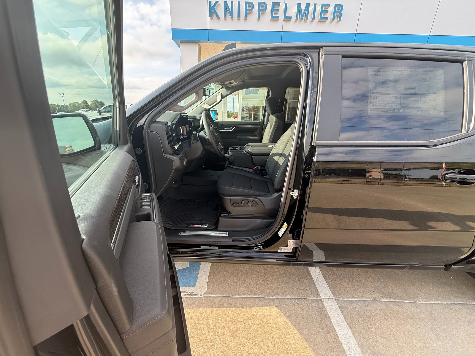 New 2026 Chevrolet Silverado 1500 LT image 5