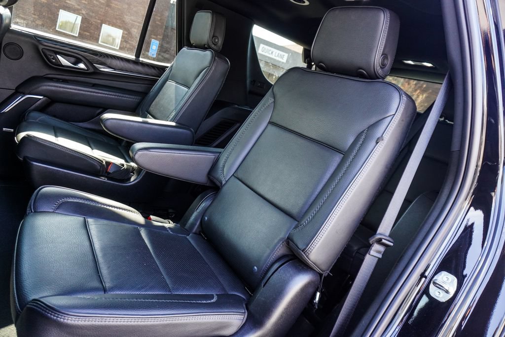 Used 2023 GMC Yukon Denali AWD/4WD image 8