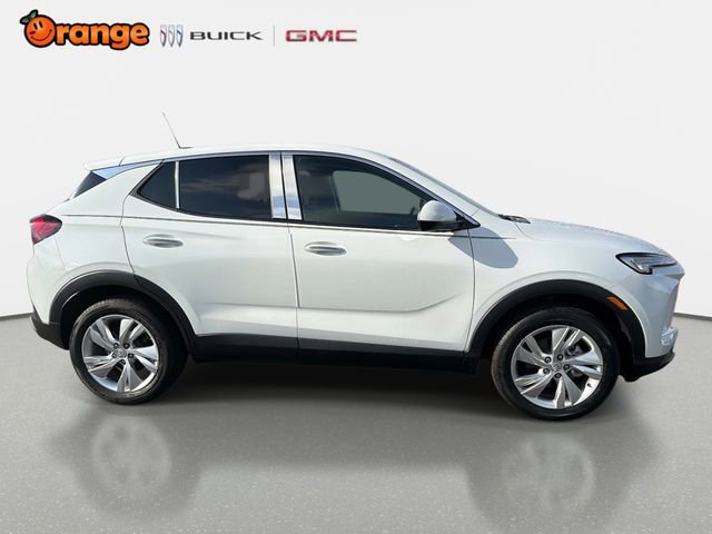 Used 2024 Buick Encore GX Preferred w/ Comfort Package FWD image 2