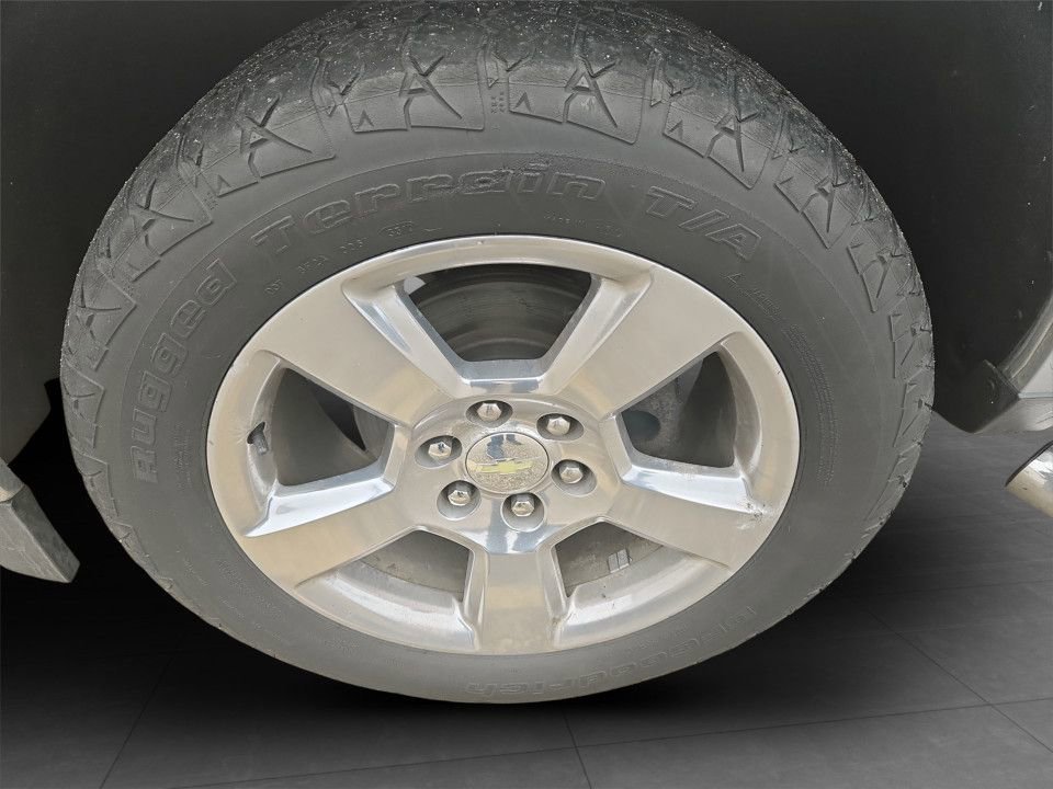 Used 2015 Chevrolet Silverado 1500 LT w/ LT Convenience Package image 32
