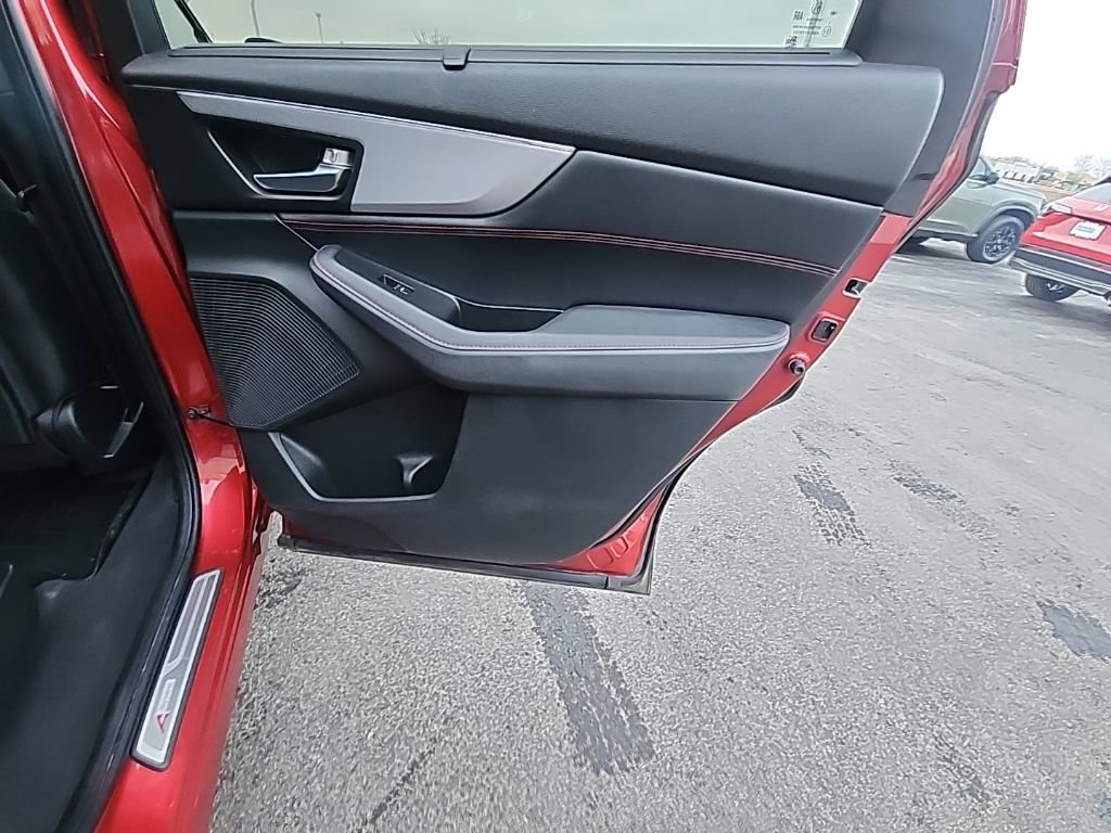Used 2022 Acura MDX A-Spec image 33