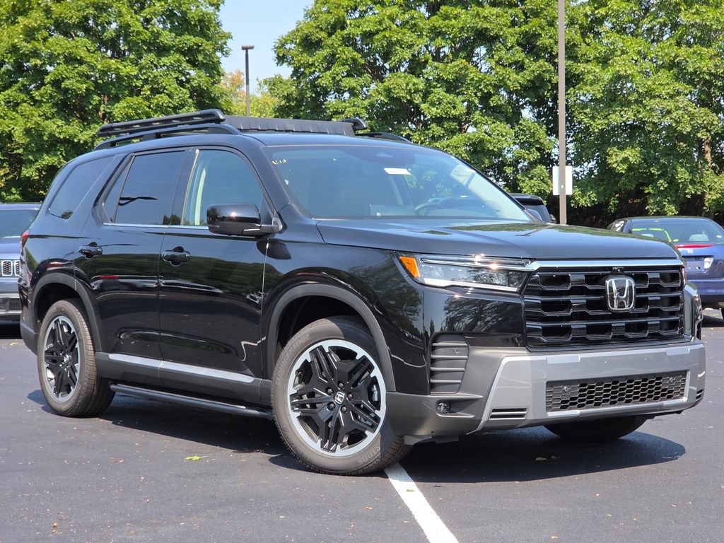 New 2026 Honda Pilot Touring image 2