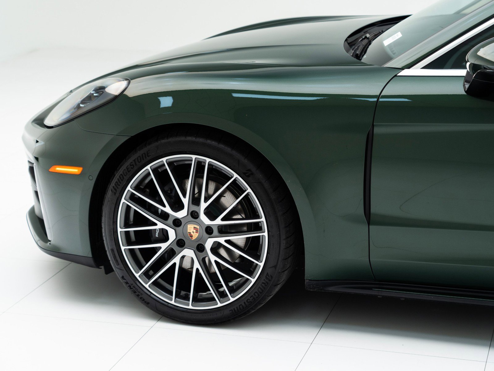 New 2026 Porsche Panamera 4 AWD/4WD image 11