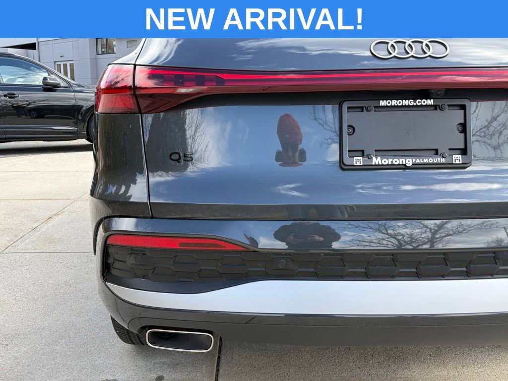 Used 2025 Audi Q5 Premium w/ Convenience Package image 15