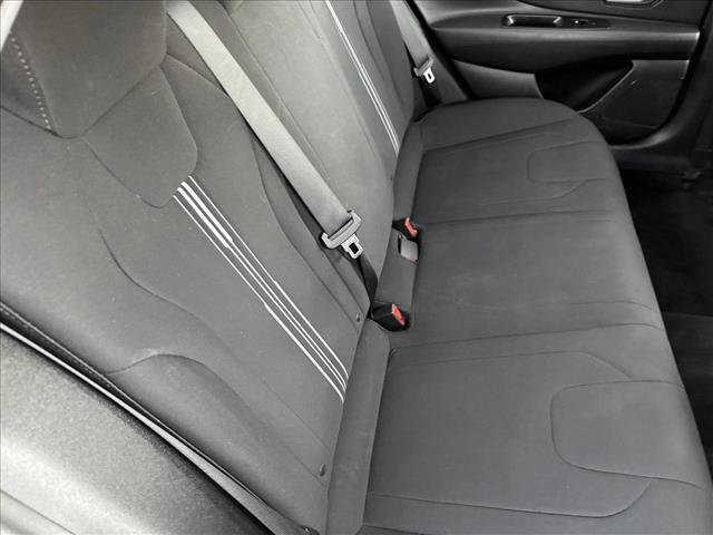 Used 2022 Hyundai Elantra SEL FWD image 18